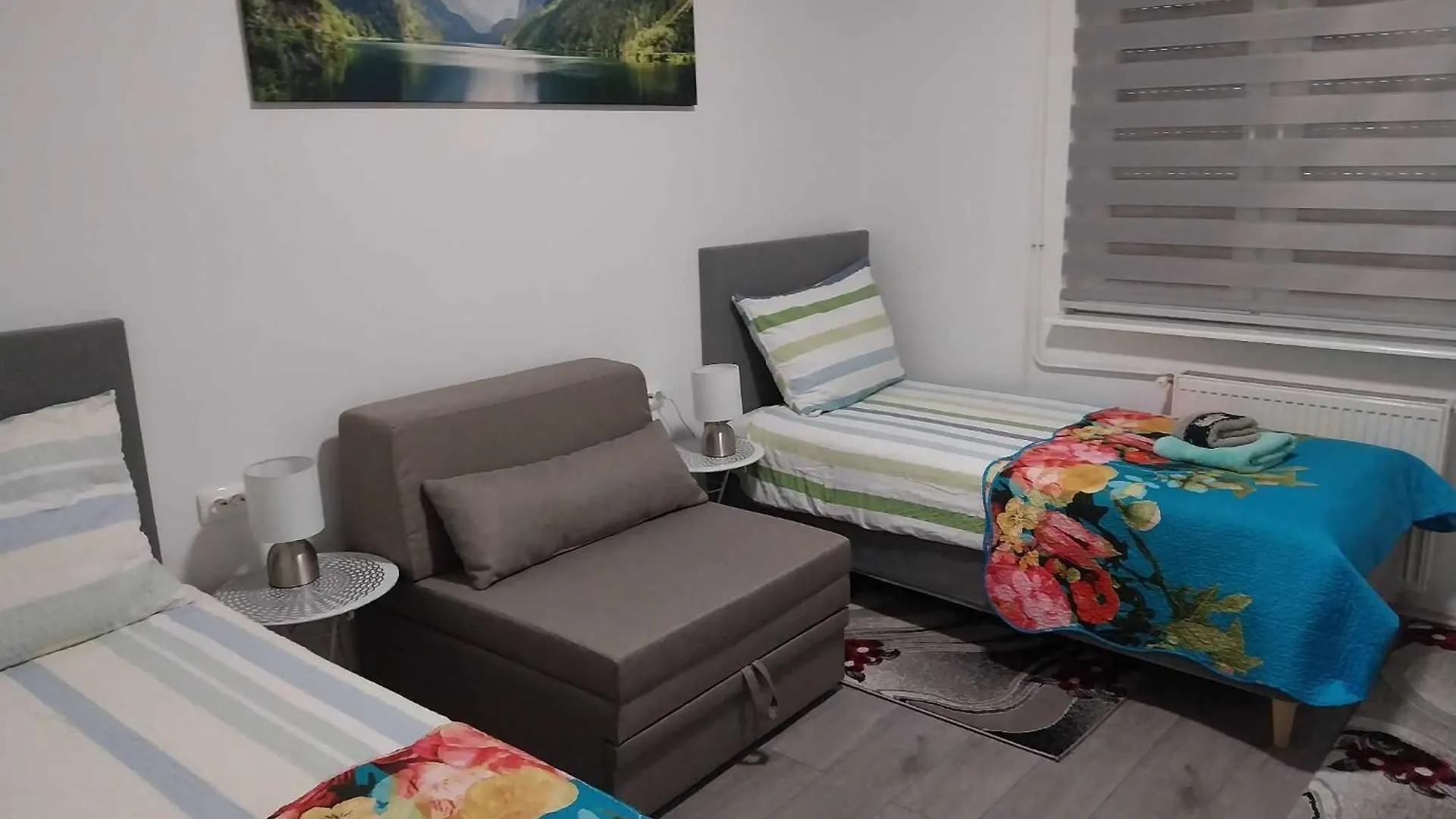 Guest house Automotodrom Grobnik - Apartments And Rooms Skejic Cavle