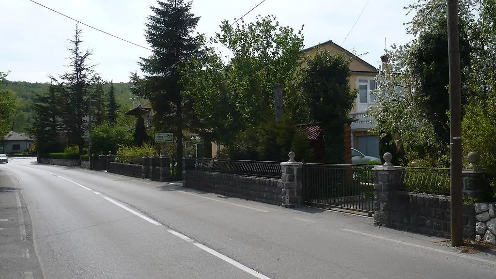 *** Guest house Automotodrom Grobnik - Apartments And Rooms Skejic Cavle Croatia
